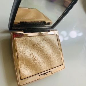 Highlighter!! ANASTACIA BEVERLY HILLS ✨✨✨